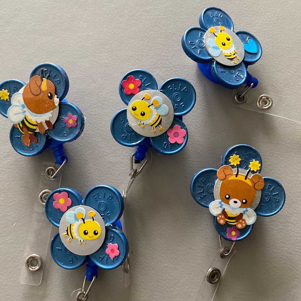 Set of 5 Retractable ID BADGE HOLDERS